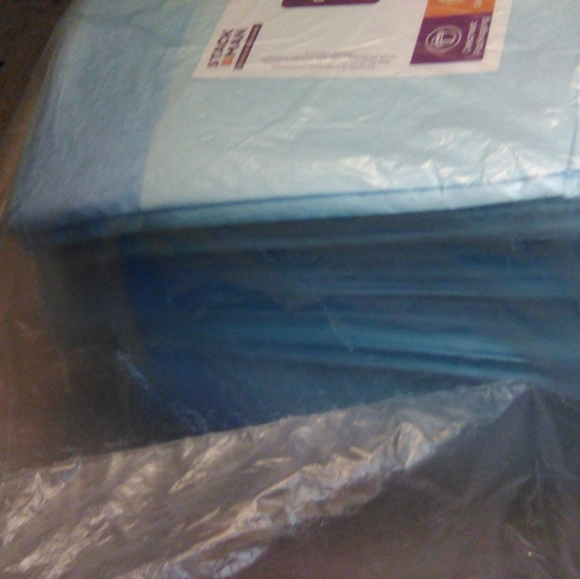 NIP StackMan Disposable Underpads (with fluff tissue) 50 pack 23" L & 36" W - Picture 9 of 13
